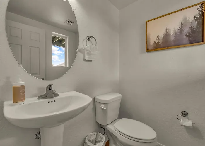 Breezy Pines Mountain Views Hiking Trails Nearby *