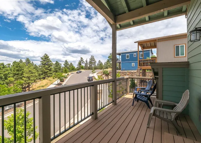 Casa vacanze Breezy Pines Mountain Views Hiking Trails Nearby