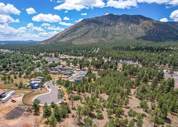 Casa vacanze Breezy Pines Mountain Views Hiking Trails Nearby